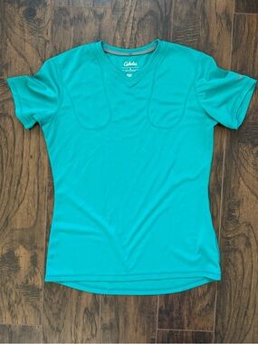 Cabela’s Medium Aqua Blue Athletic Shirt